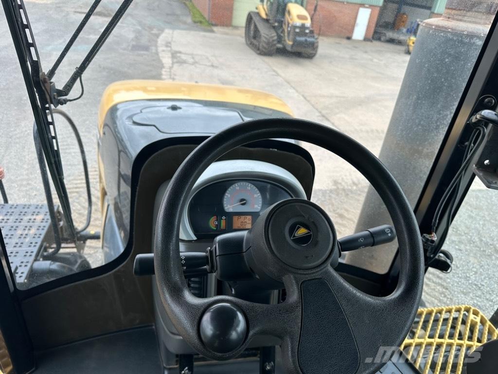 Challenger MT855C Traktorok