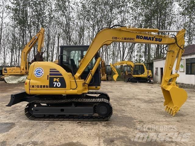 Komatsu PC70-8 Lánctalpas kotrók