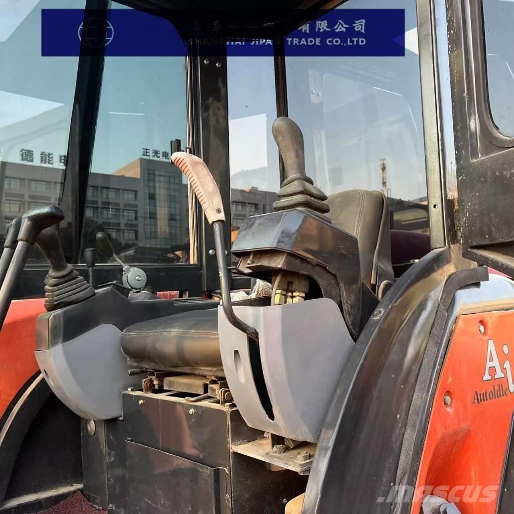 Kubota KX 155 Közepes (midi) kotrók 7 t - 12 t