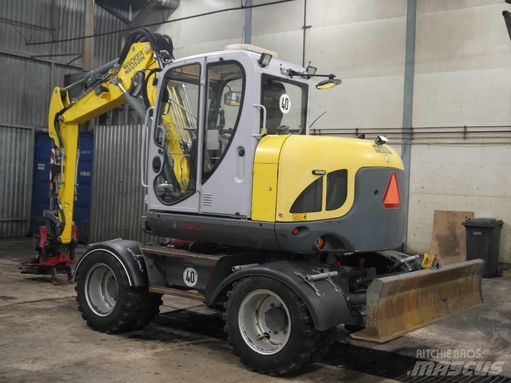 Wacker Neuson EW 100 Gumikerekes kotrók