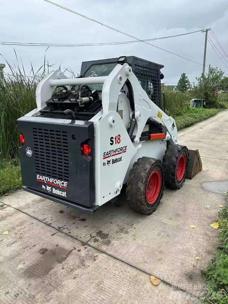 Bobcat S 18 Kompaktrakodók