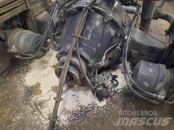 Volvo RS1332SV Tengelyek