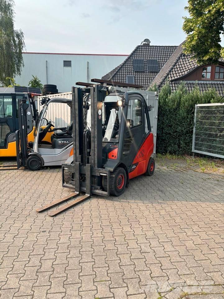 Linde H 30 D Dízel targoncák