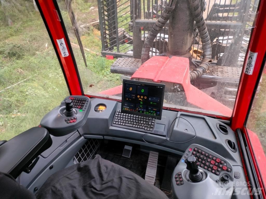 Komatsu 875 Kihordók