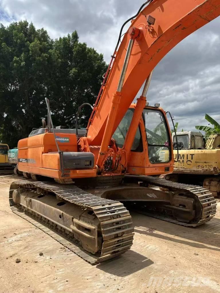 Doosan DX300LC Hosszú gém kotrók
