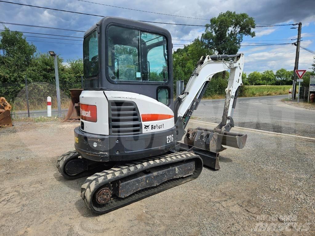Bobcat E 26 Mini kotrók < 7t