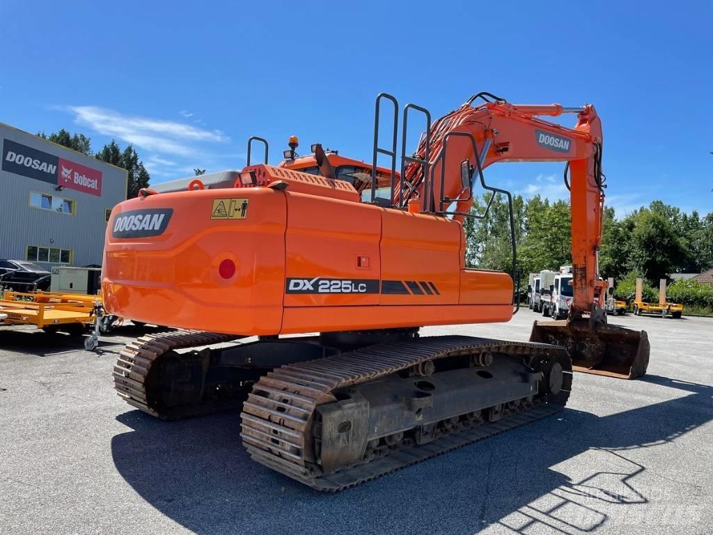 Doosan DX 225 LC-3 Lánctalpas kotrók