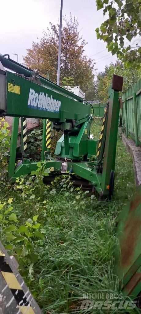 Rothlehner DK7 Pótkocsira szerelt emelők és állványok