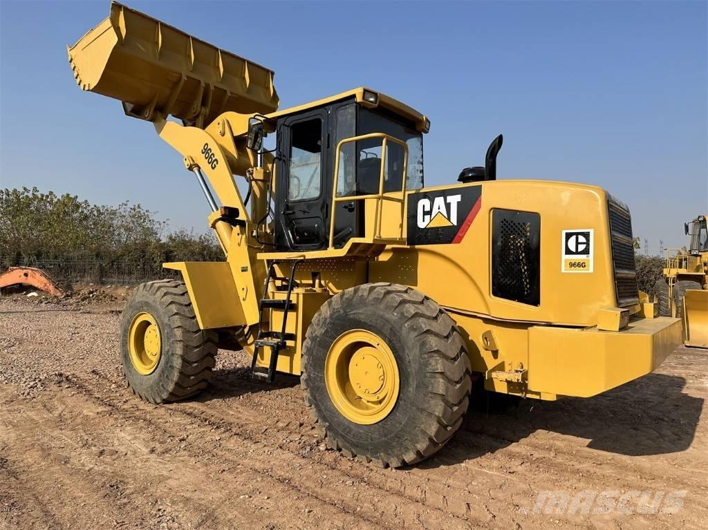 CAT 966 G Gumikerekes homlokrakodók