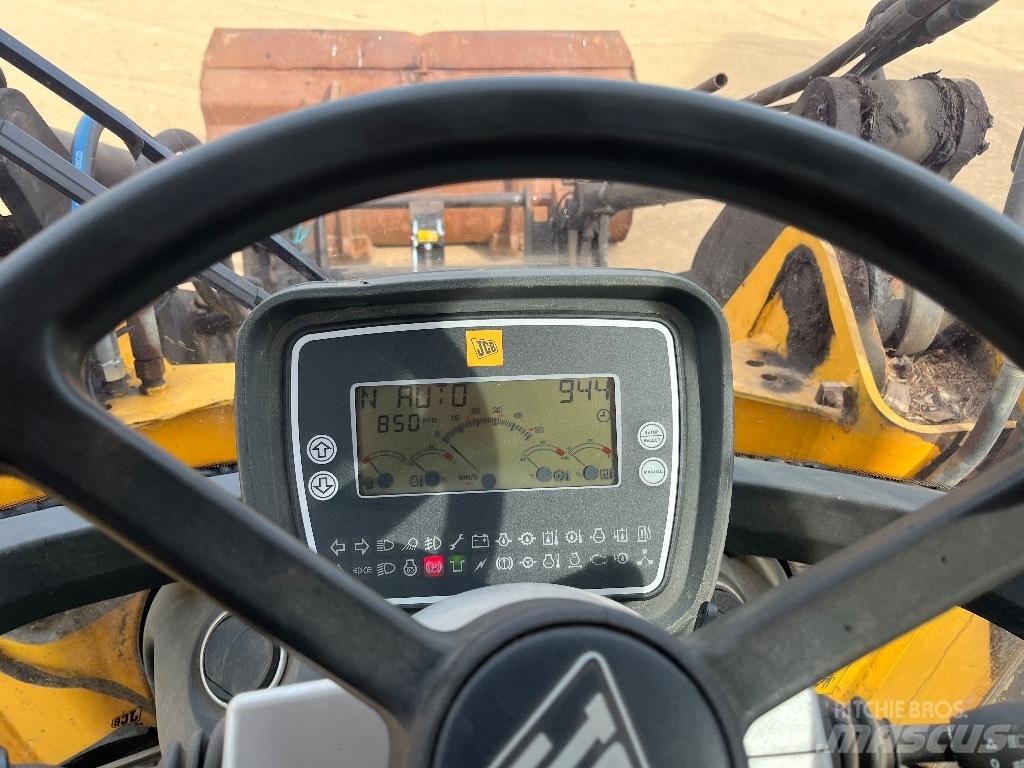 JCB 426 E HT Gumikerekes homlokrakodók