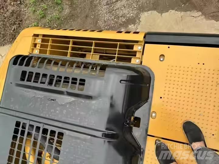 CAT CAT329D Közepes (midi) kotrók 7 t - 12 t
