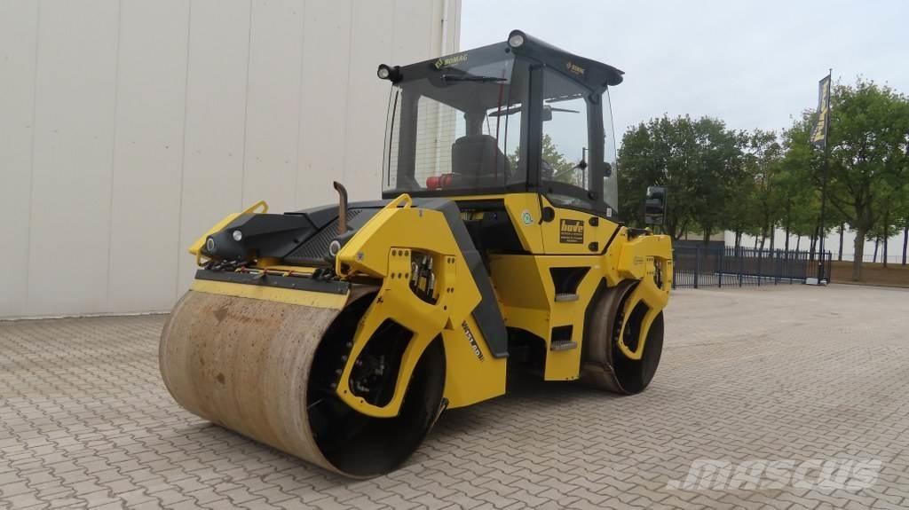 Bomag BW151 AD-5 Ikerdobos hengerek