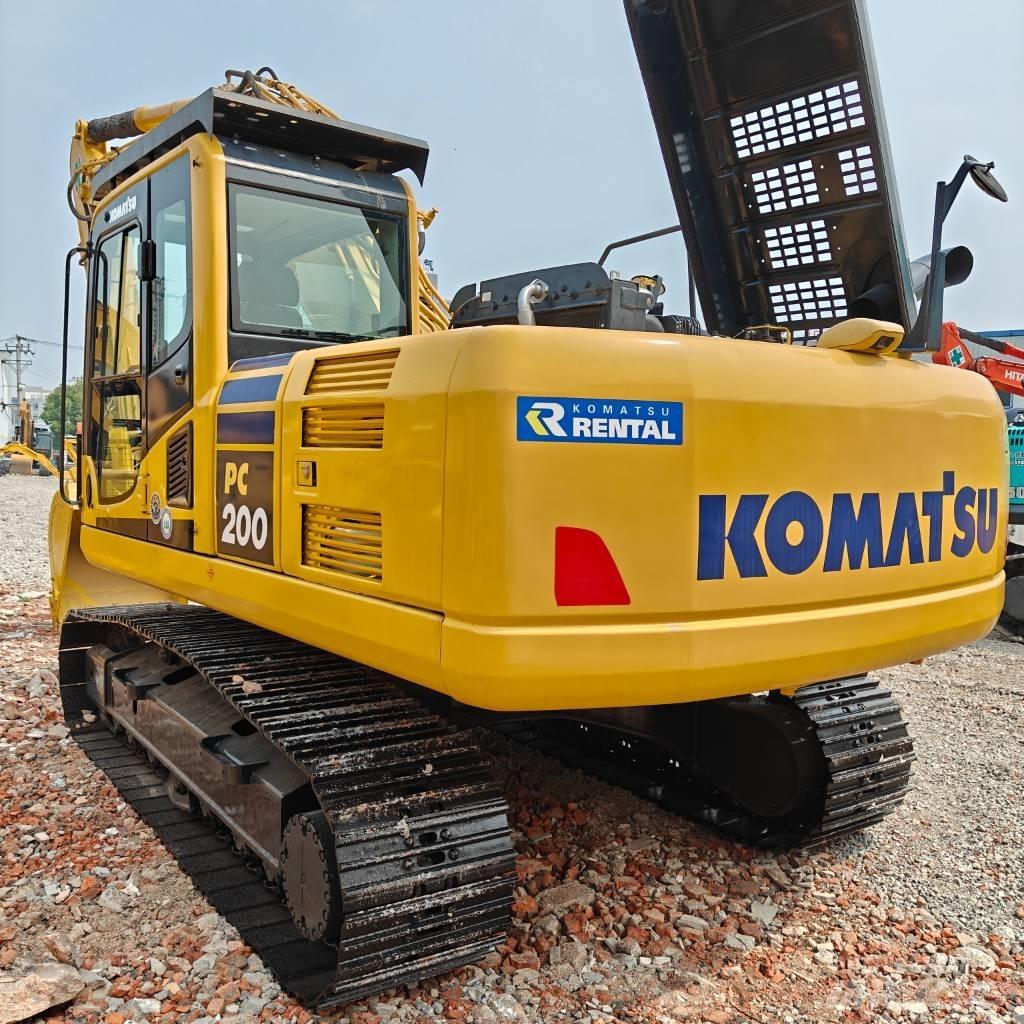 Komatsu 200-8N1 Lánctalpas kotrók