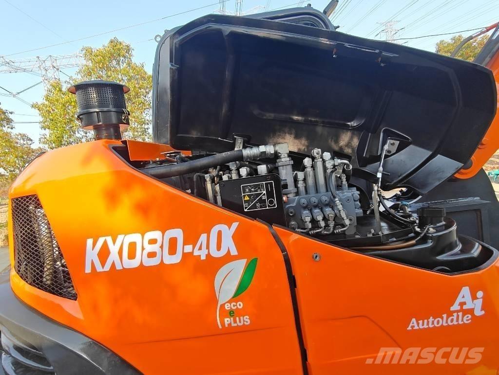 Kubota KX 080-4 Közepes (midi) kotrók 7 t - 12 t