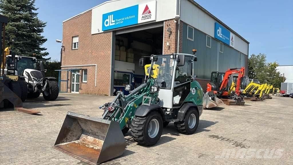 Wacker Neuson WL28 Gumikerekes homlokrakodók
