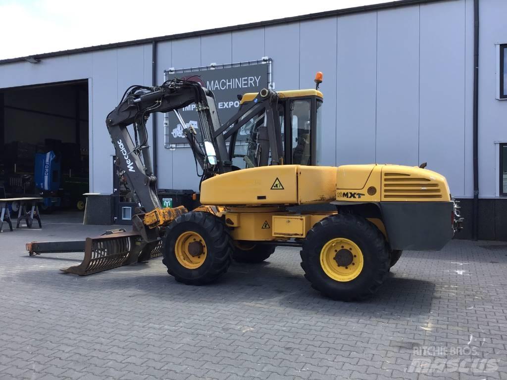 Mecalac 12 MXT Gumikerekes kotrók