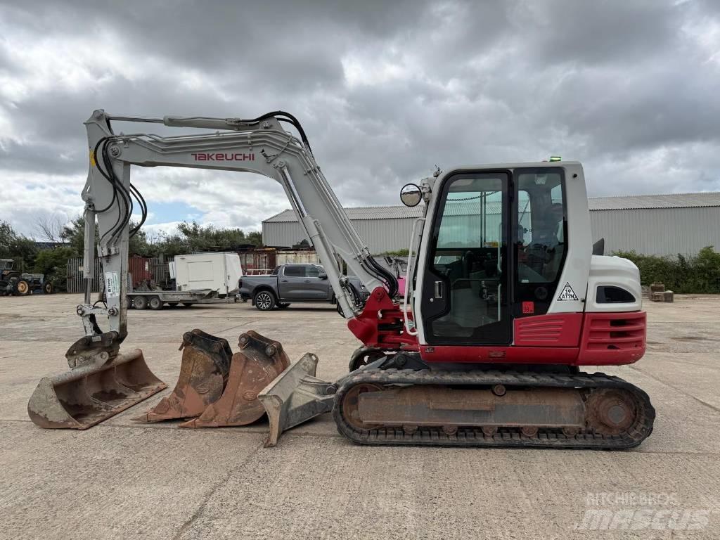 Takeuchi TB 290 Közepes (midi) kotrók 7 t - 12 t