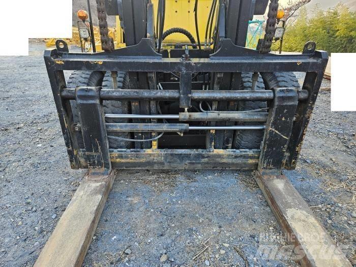 Komatsu FD 150 Tolóoszlopos targonca