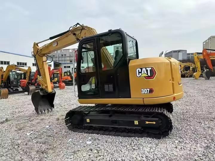 CAT 307 Lánctalpas kotrók
