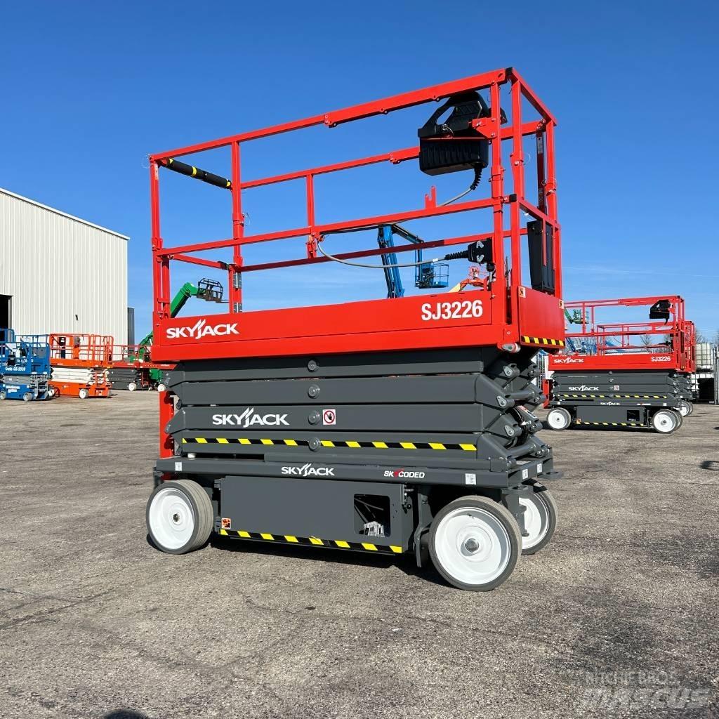 SkyJack SJ 3226 Ollós emelők