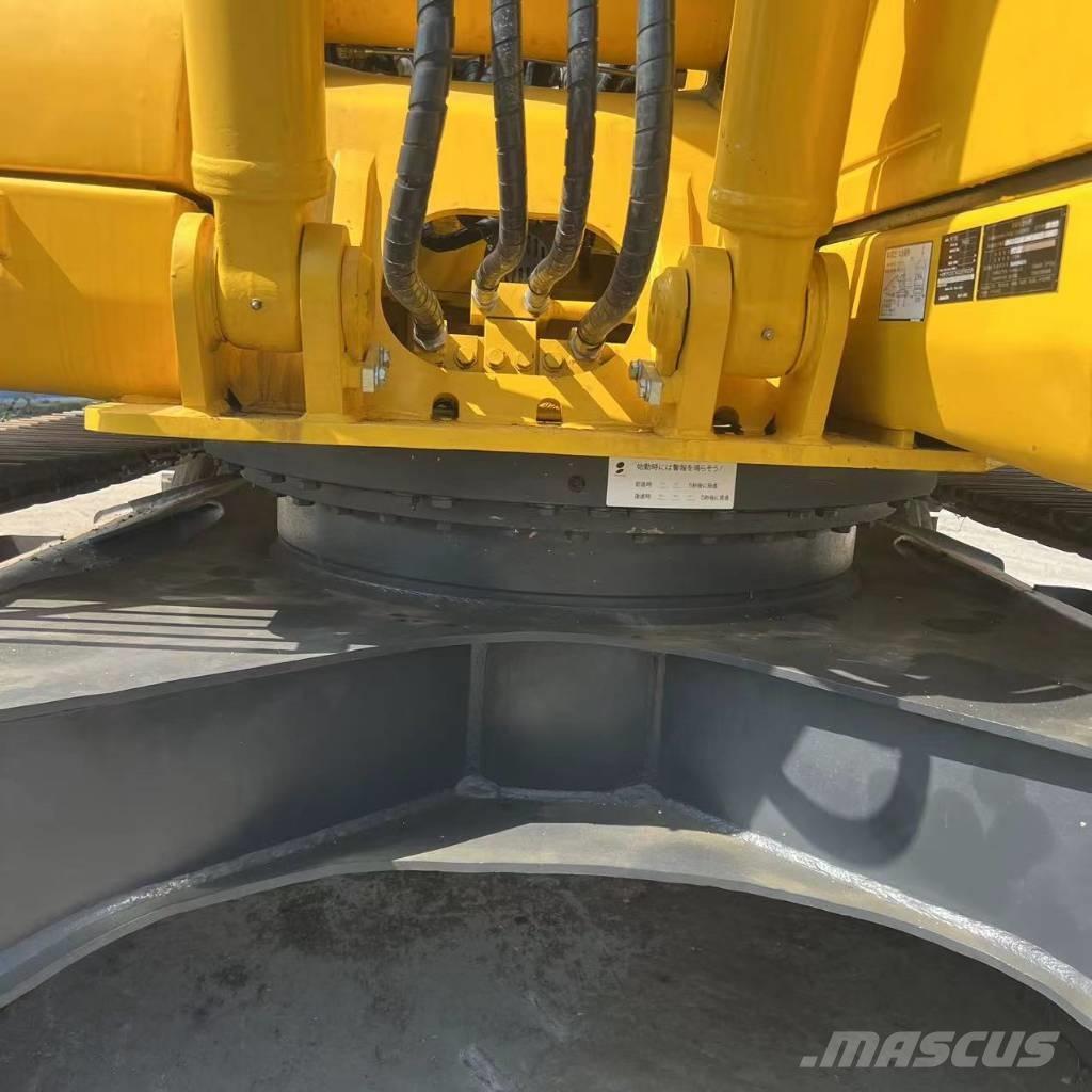 Komatsu PC 130-7 Lánctalpas kotrók