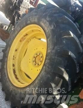  Pneus 460/85R38 Gumiabroncsok, kerekek és felnik