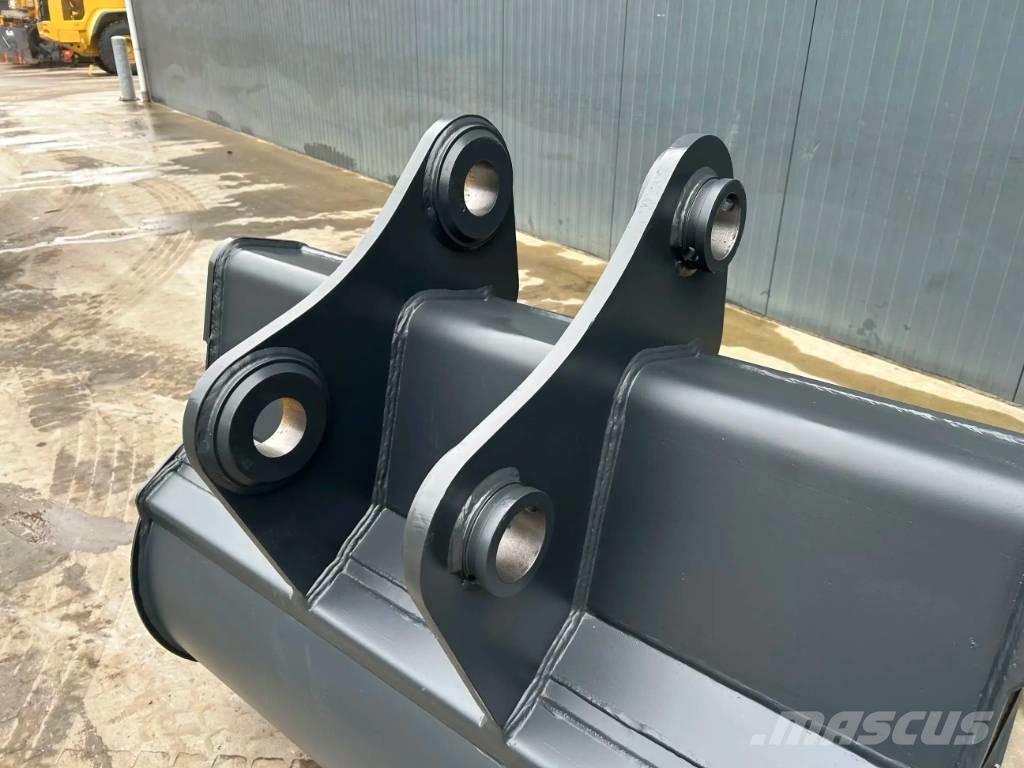 Hitachi ZX210 - 1.40m Kanalak