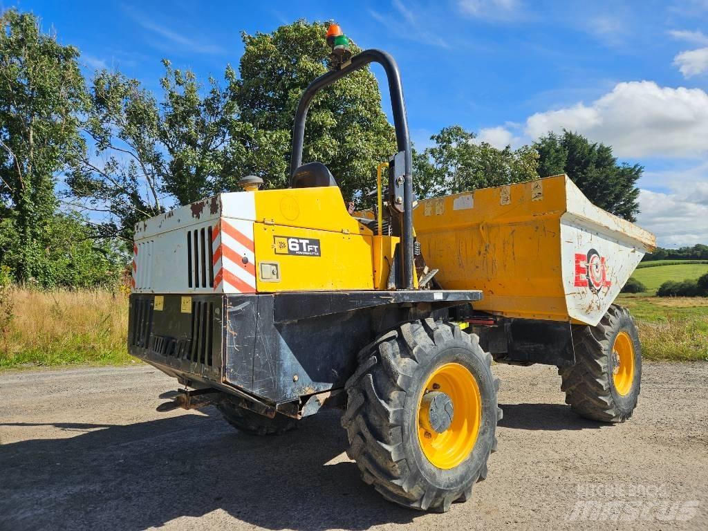 JCB 6 T Mezei dömperek