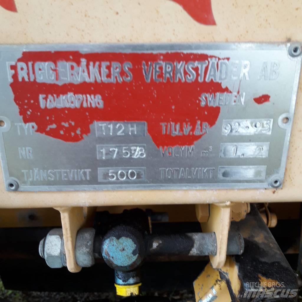 Falköping T12H Homok és Sószórók