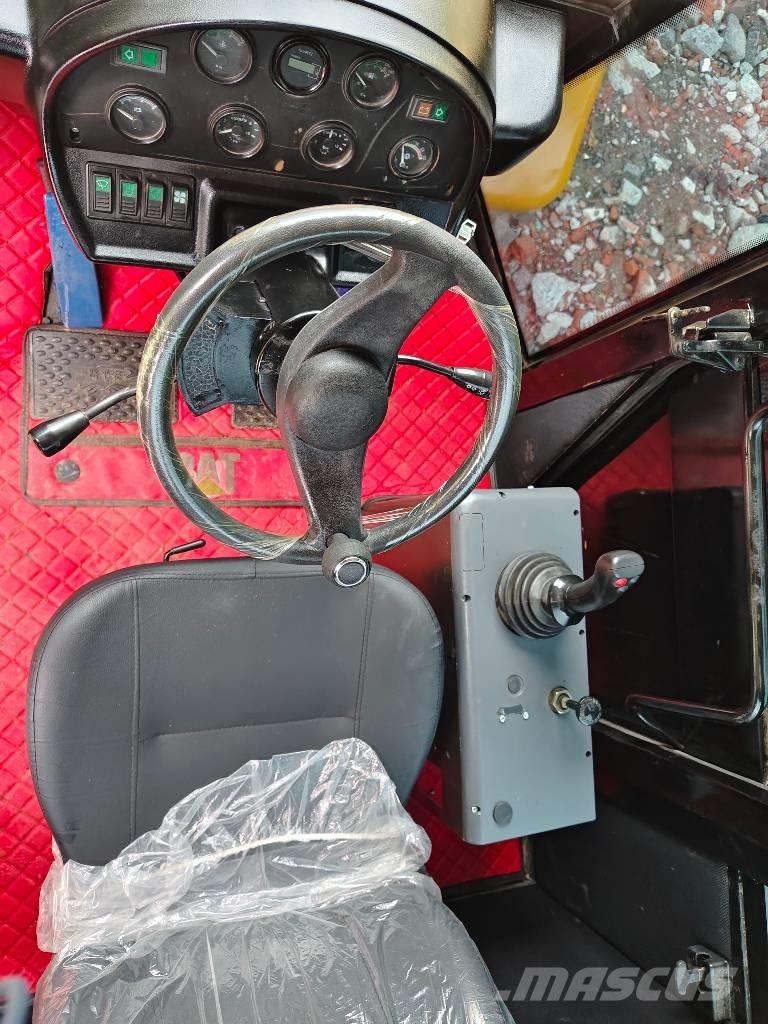 CAT 950 H Gumikerekes homlokrakodók