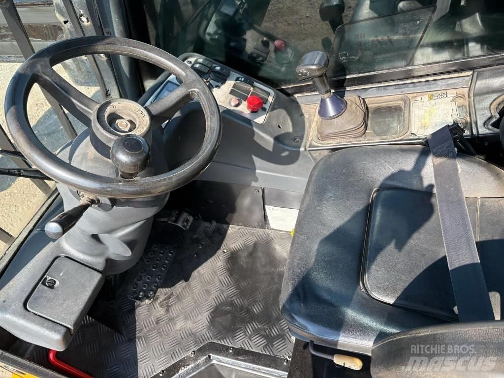 JCB TLT 30 D Teleszkópos rakodók