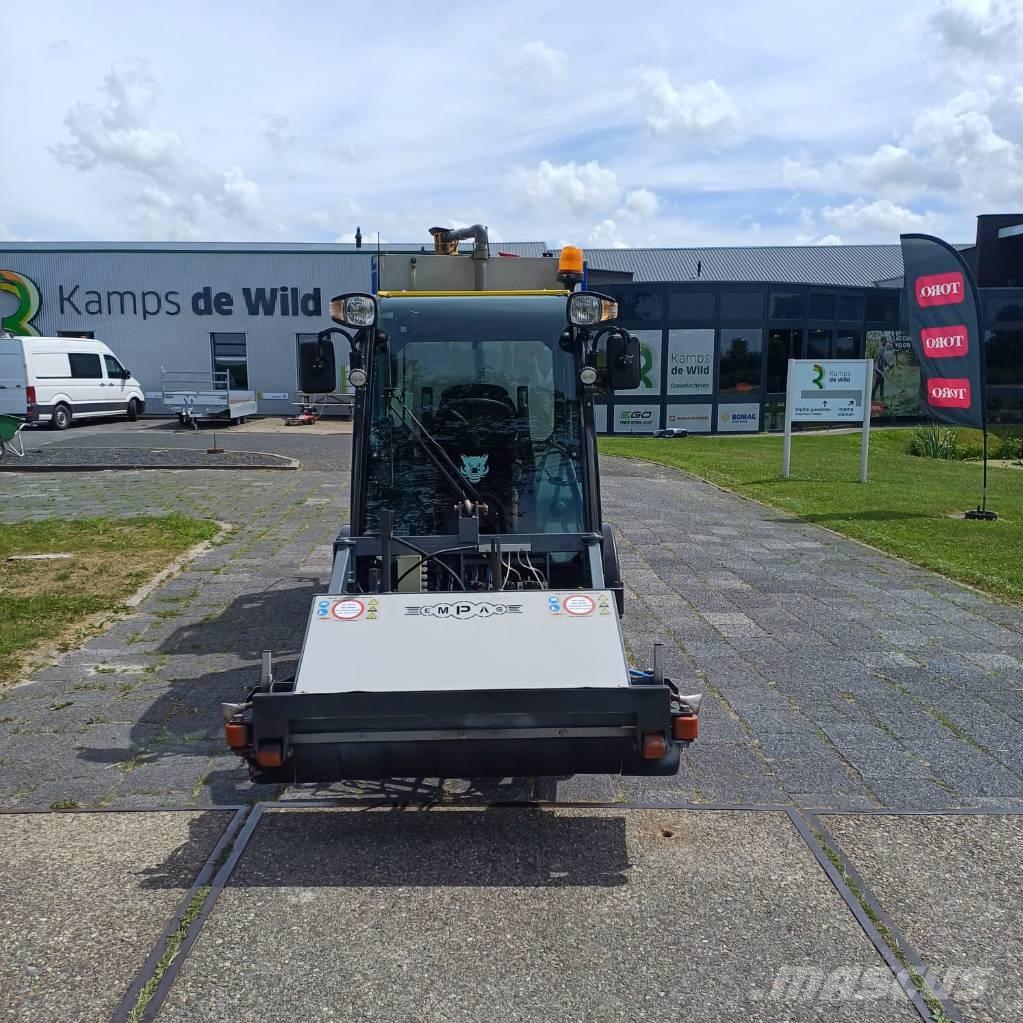 Multihog CX 75 Szerszámos kocsi