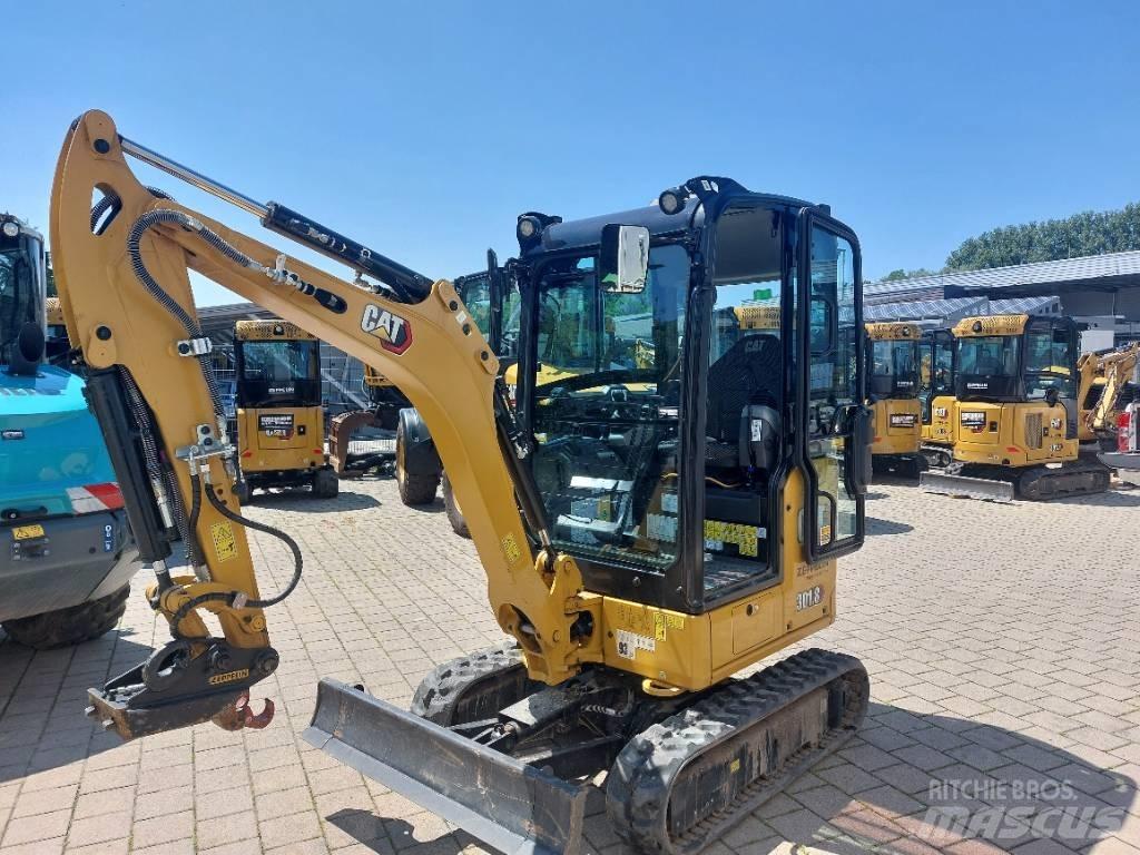 CAT 301.8 Mini kotrók < 7t
