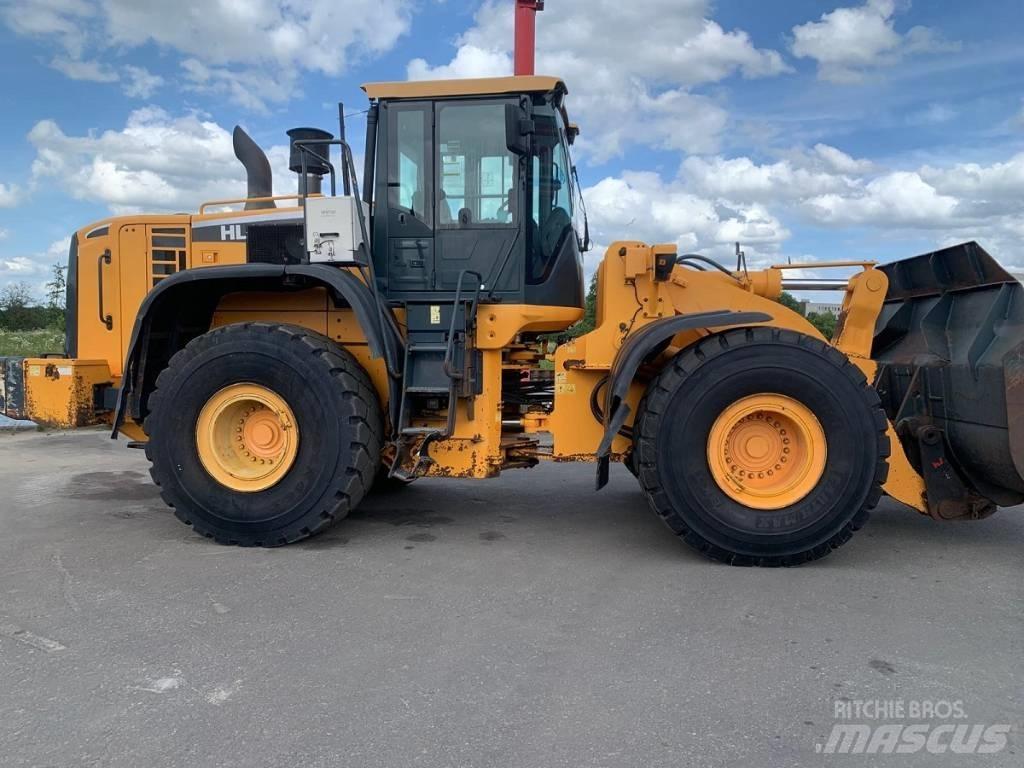 Hyundai HL 770-9 Gumikerekes homlokrakodók