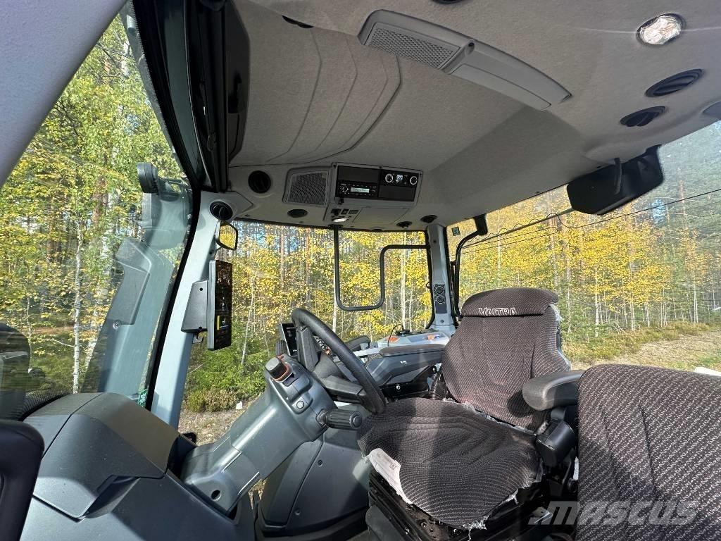 Valtra N175 V Traktorok