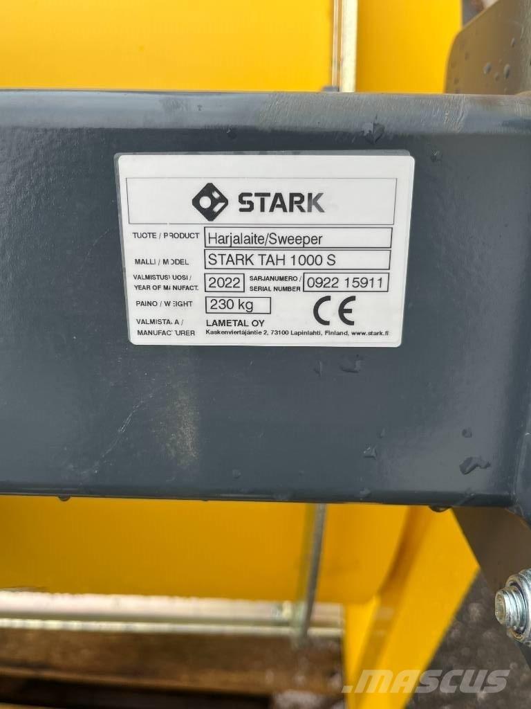Stark TAH 1000S-S60 Gumikerekes homlokrakodók