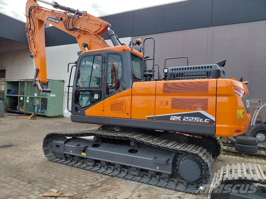 Doosan DX225LC-7 Lánctalpas kotrók