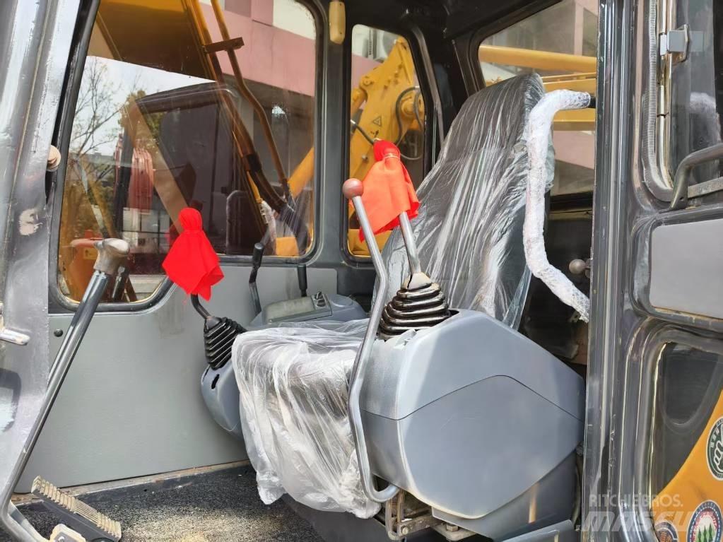 Komatsu PC 60 Lánctalpas kotrók