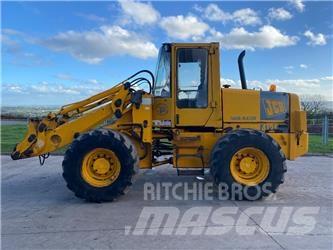 JCB 412 S Gumikerekes homlokrakodók