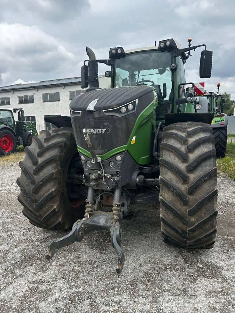 Fendt 1042 Rüfa Traktorok