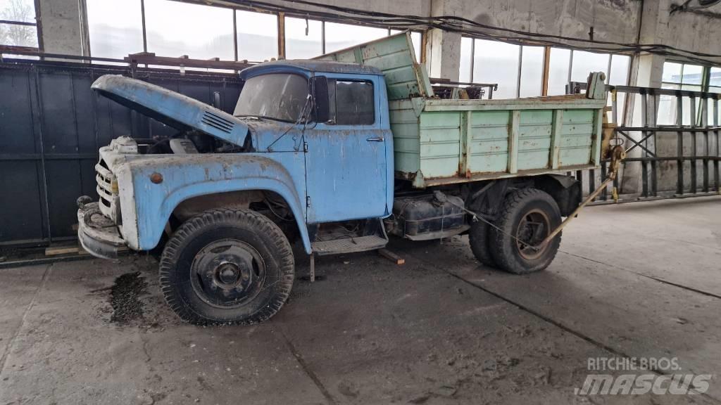 ZIL 496210 Billenő teherautók
