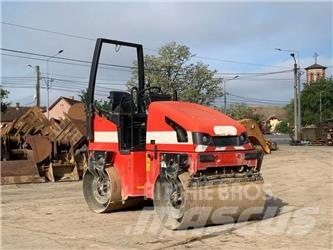 JCB VMT 260 Ikerdobos hengerek