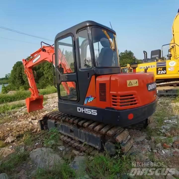 Doosan DH55 Mini kotrók < 7t