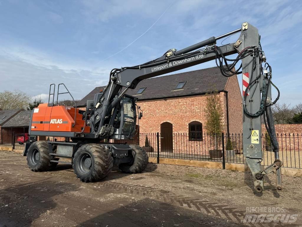 Atlas 150 W Gumikerekes kotrók