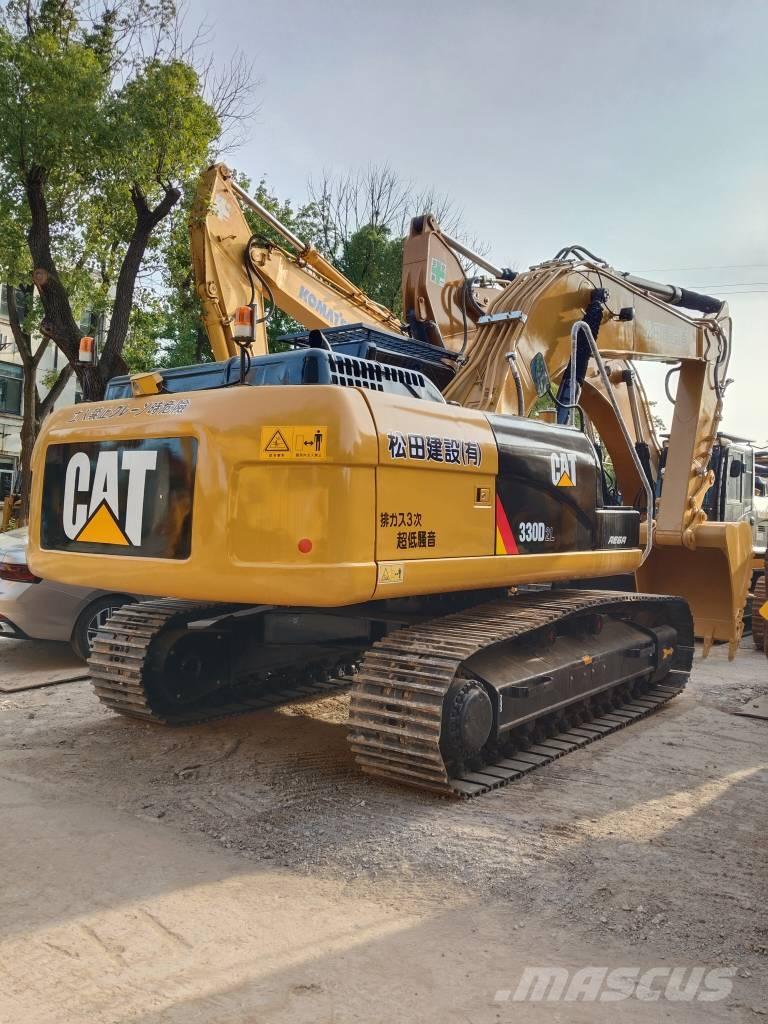 CAT 330 D Lánctalpas kotrók