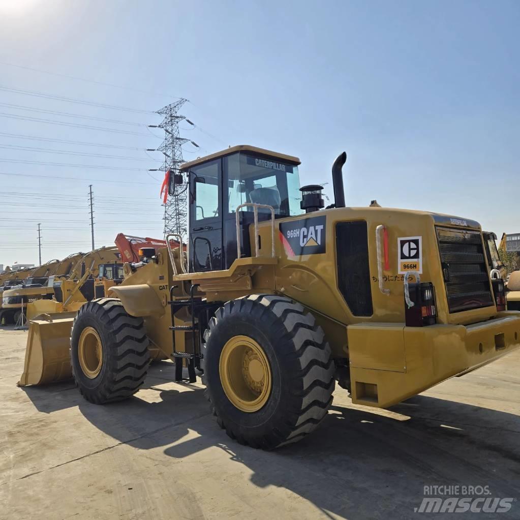 CAT 966 H Gumikerekes homlokrakodók