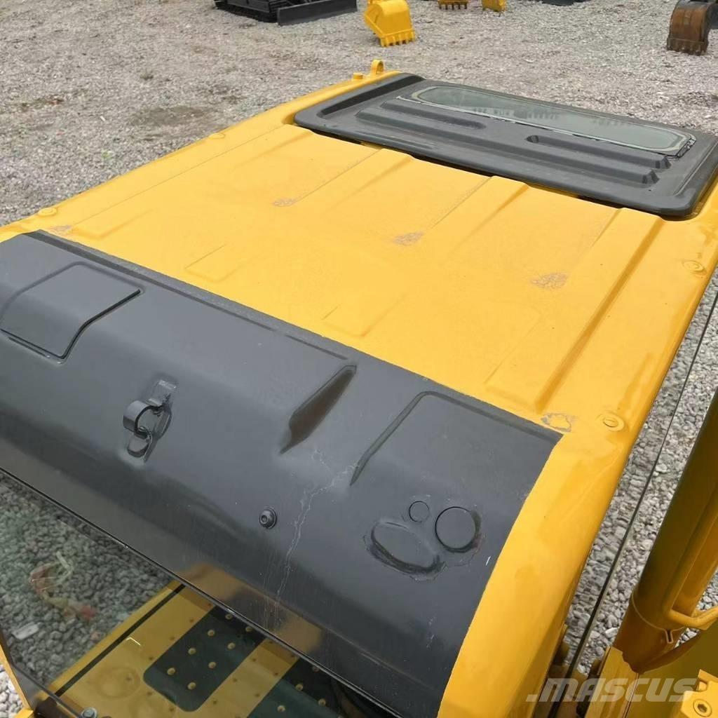 Komatsu PC 240 Lánctalpas kotrók