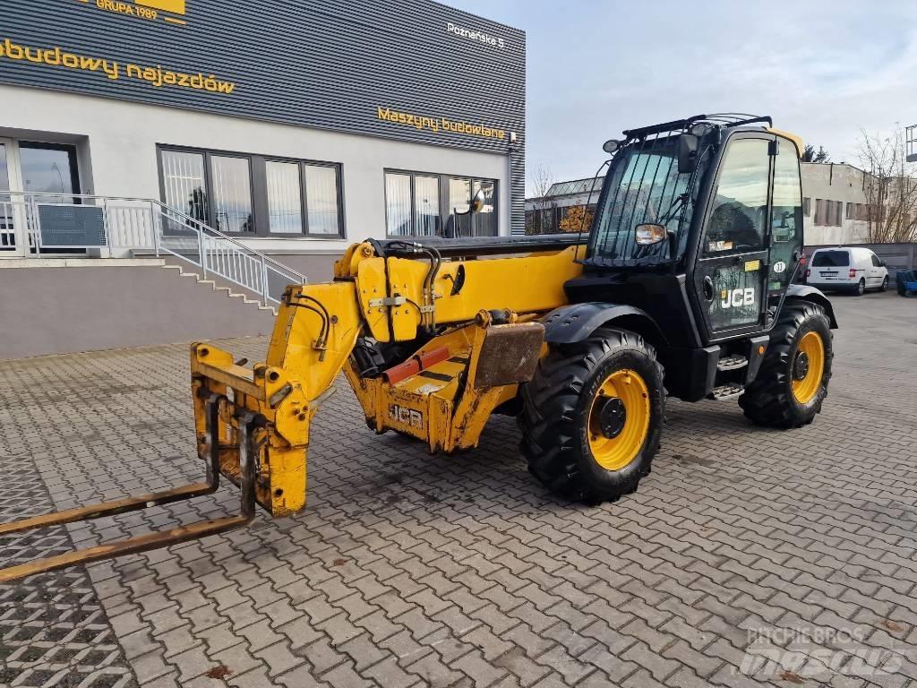 JCB 535-140 Teleszkópos rakodók