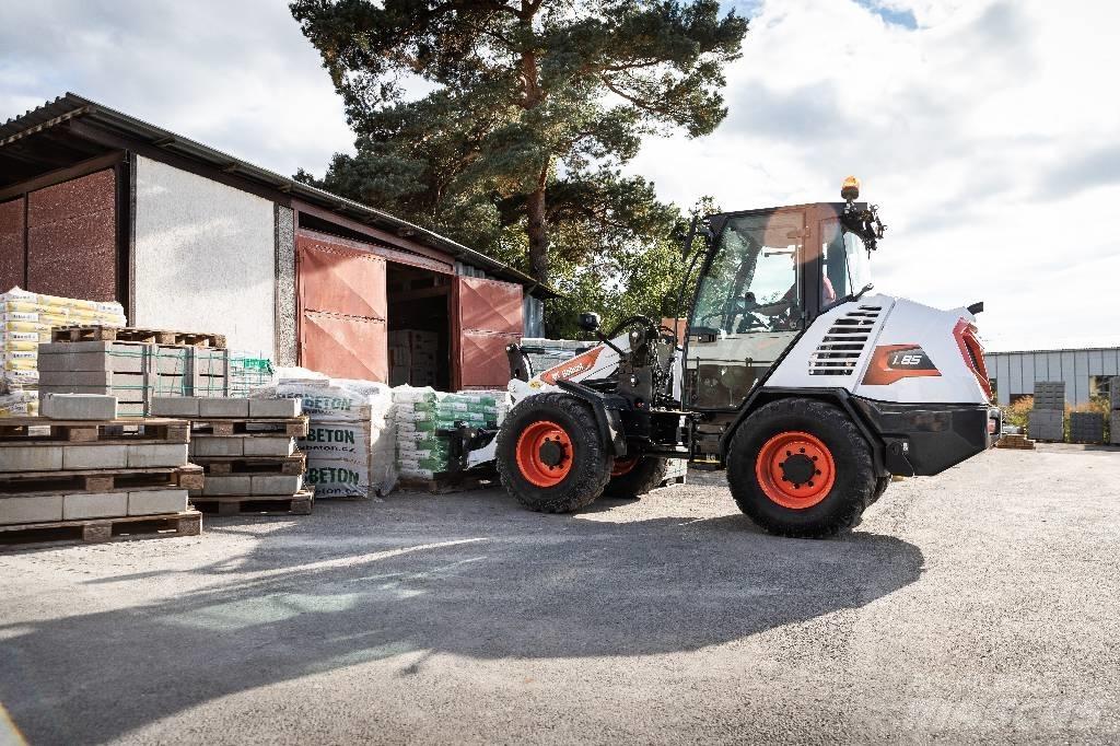 Bobcat L 85 Gumikerekes homlokrakodók