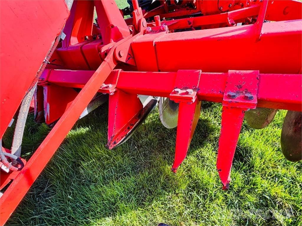 Matrot (DEVERSE) Répabetakarítók